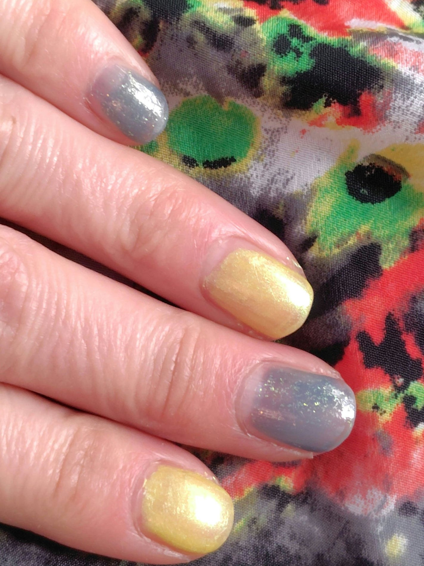 オサジ アップリフト ネイルカラー/OSAJI/マニキュアを使ったクチコミ(6枚目)