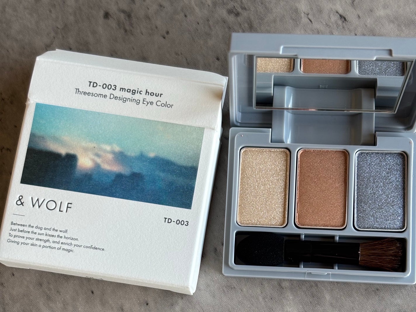 スリーサムデザイニングアイカラー/& WOLF/アイシャドウパレットを使ったクチコミ(1枚目)