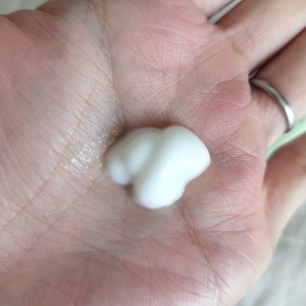 パントセラポアタイットンクリーム/KindStep/フェイスクリームを使ったクチコミ(2枚目)