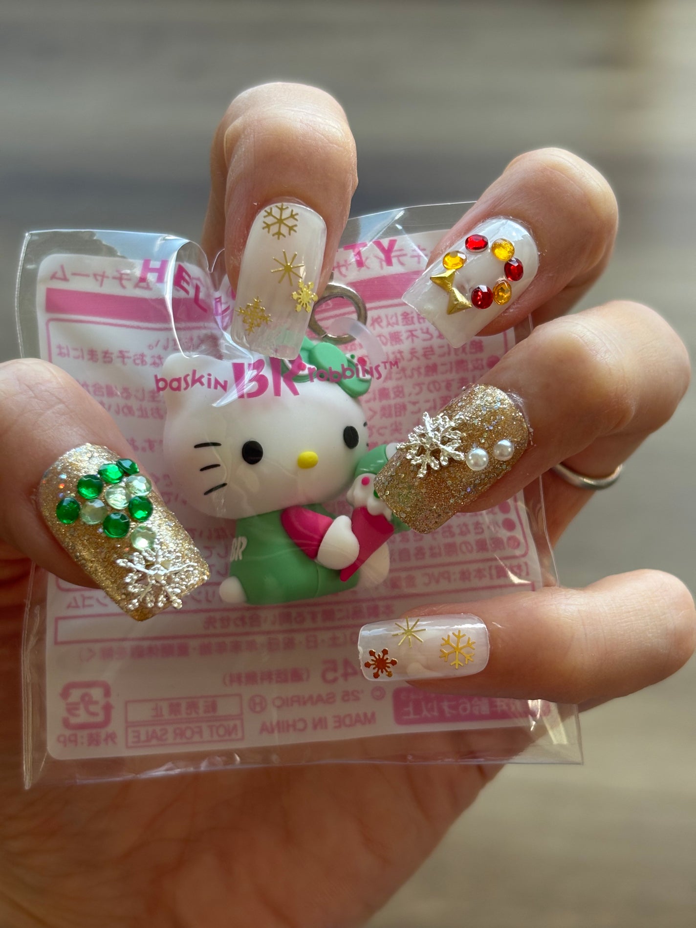 カラフルネイルズ/キャンメイク/マニキュアを使ったクチコミ(4枚目)