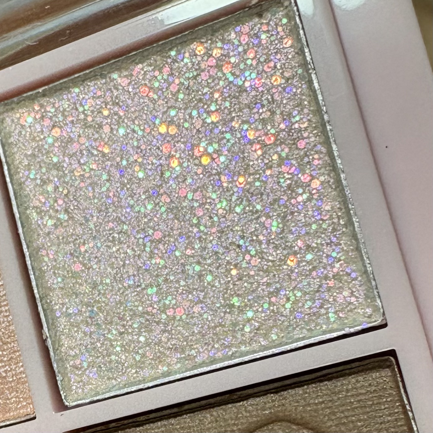 バブアイカラーパレット/minum/アイシャドウパレットを使ったクチコミ（3枚目）