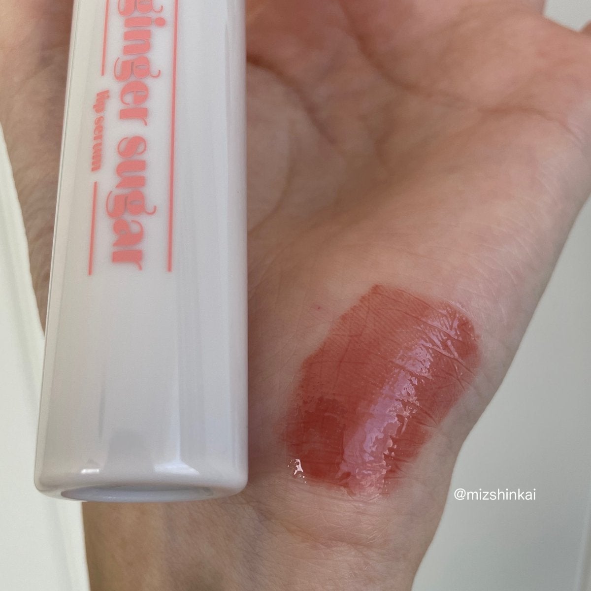 ジンジャーシュガーリップセラム/ETUDE/リップグロスを使ったクチコミ(2枚目)
