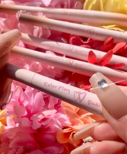 カラープレイデュアルライナー/2aN/スティックアイシャドウを使ったクチコミ(2枚目)