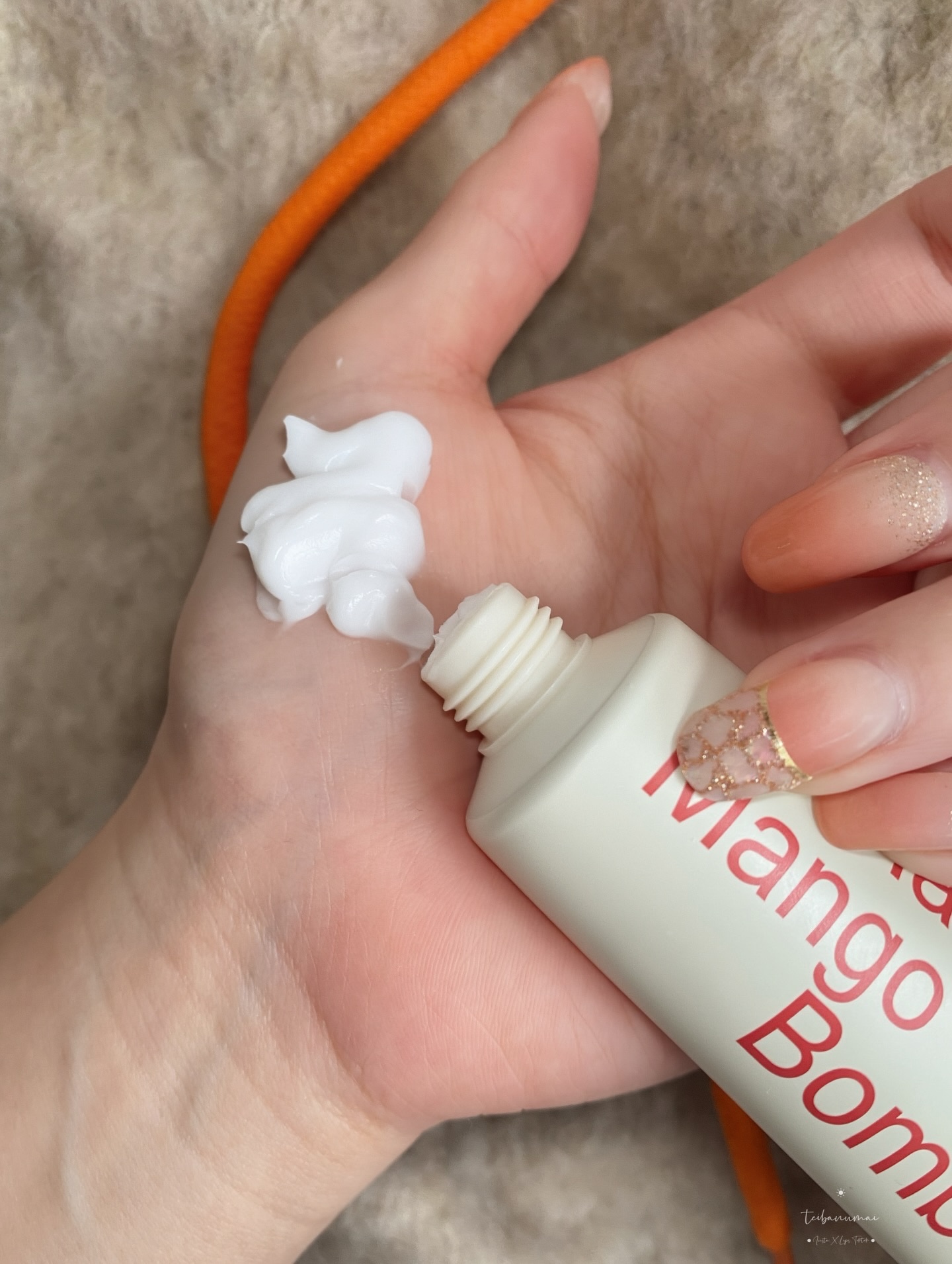 ヘトラス マンゴーシードバター パフューム ハンドクリーム/hetras/ハンドクリームを使ったクチコミ（2枚目）