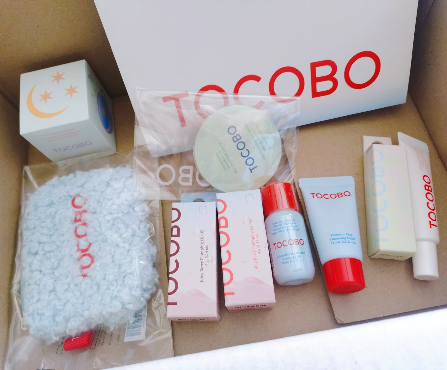 ジューシーベリープランピングリップオイル/TOCOBO/リップグロスを使ったクチコミ(2枚目)