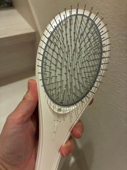 EMS Brush Air/WAVEWAVE/頭皮ケアを使ったクチコミ(3枚目)