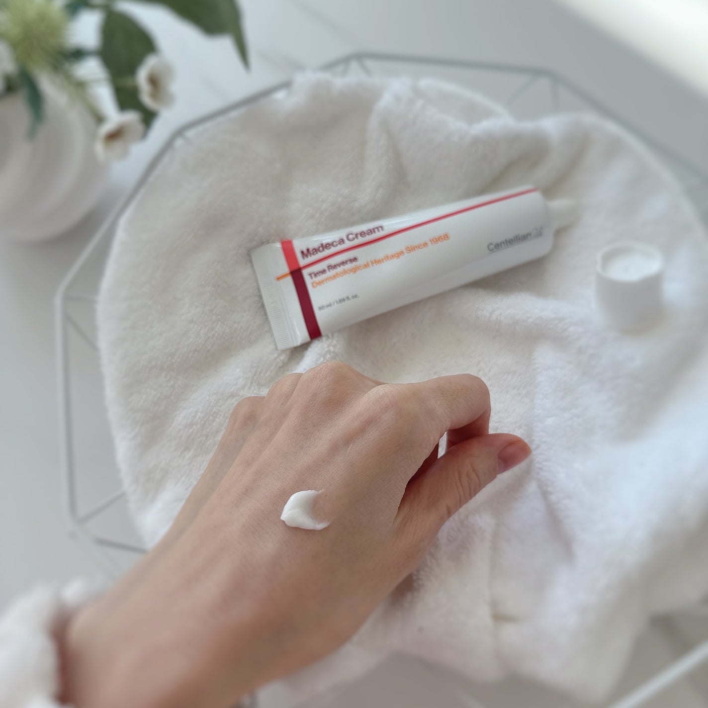 マデカクリームタイムリバース/センテリアン24/フェイスクリームを使ったクチコミ(6枚目)