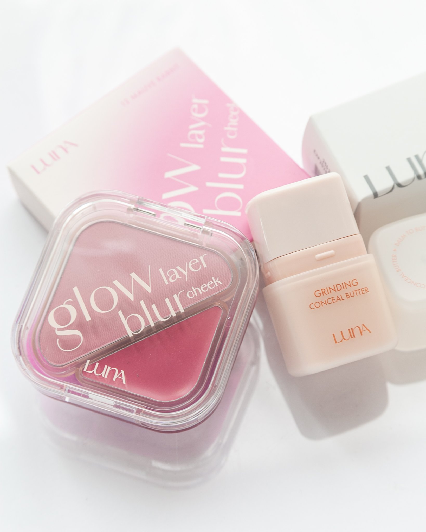 グローレイヤーブラーチーク 12 モーヴラビット/LUNA/パウダーチークを使ったクチコミ（1枚目）