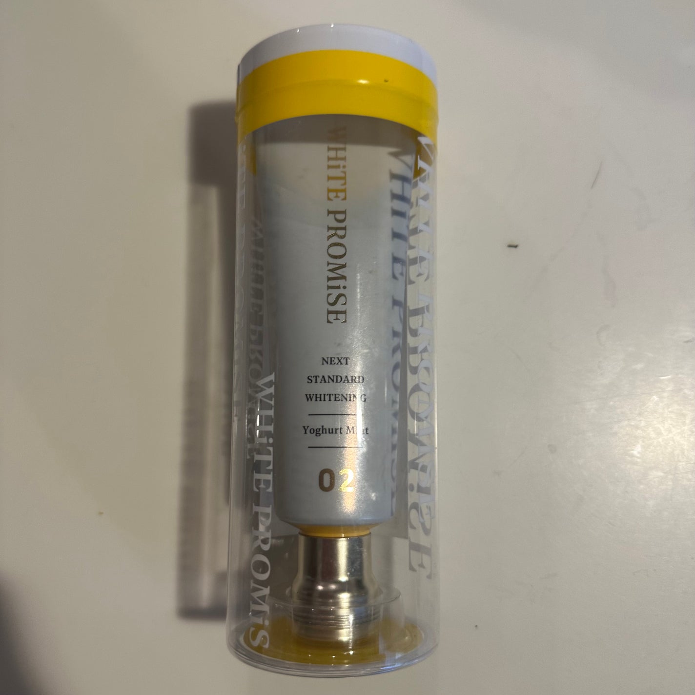 ホワイトプロミス 美白*+むし歯予防*/WHiTE PROMiSE/歯磨き粉を使ったクチコミ(1枚目)