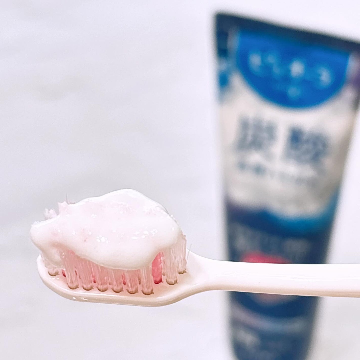 ピュオーラ 炭酸ハミガキ【医薬部外品】/ピュオーラ/歯磨き粉を使ったクチコミ(4枚目)