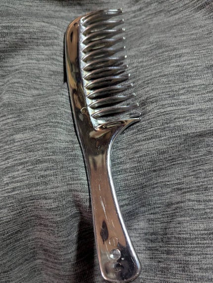 フラットヘア デタングルコーム/SHOBIDO/ヘアコームを使ったクチコミ(1枚目)