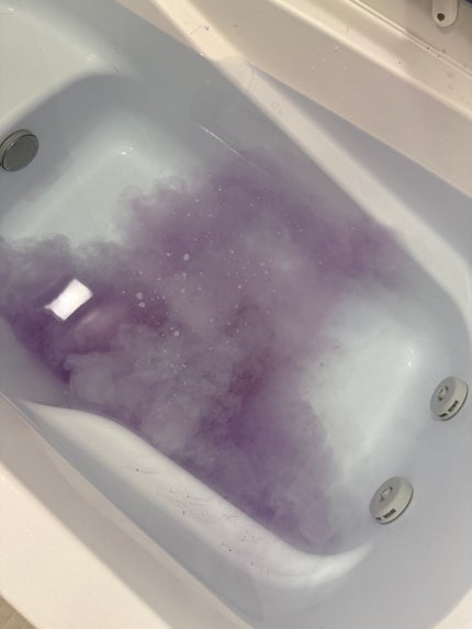 クナイプ バスソルト ハイビスカス&フィグの香り/クナイプ/無機塩系入浴剤を使ったクチコミ(5枚目)