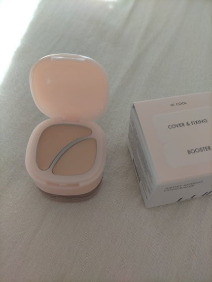 LUNA アーティストミキシングコンシーラーのクチコミ「LUNA
アーティストミキシングコンシーラー
01号クール
に色展開。02は、黄色みがあ.....」(2枚目)