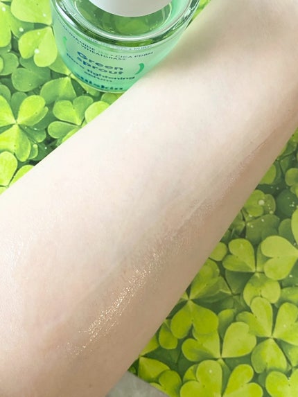 若芽ポアタイトニングセラム/suiskin/美容液を使ったクチコミ(4枚目)