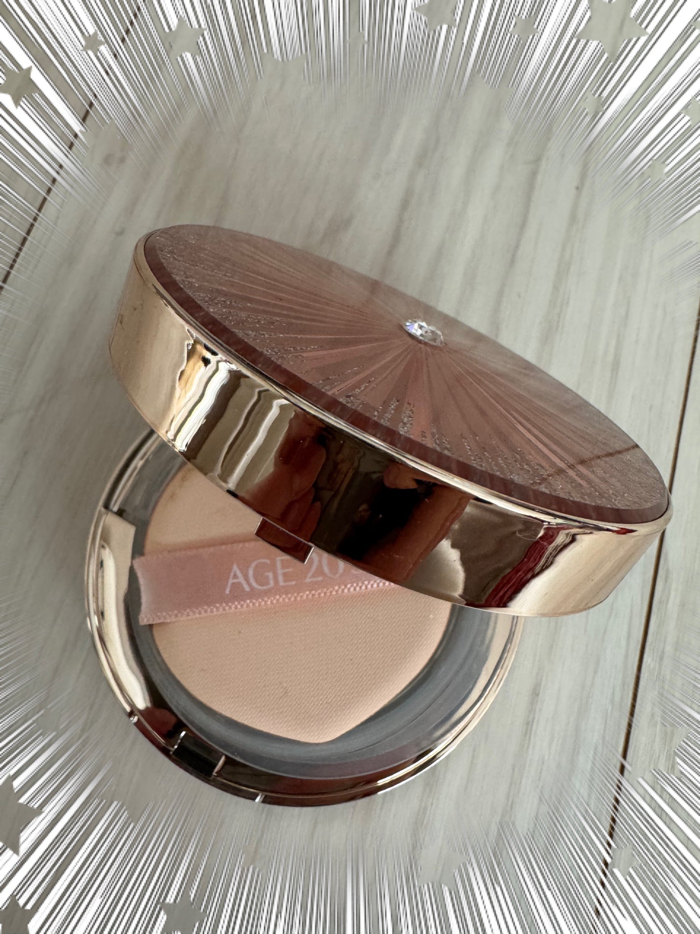 フラッシュゲーム🫧 on LIPS 「マーブル柄になっているファンデーションで、くすみや色ムラを飛ば..」(1枚目)