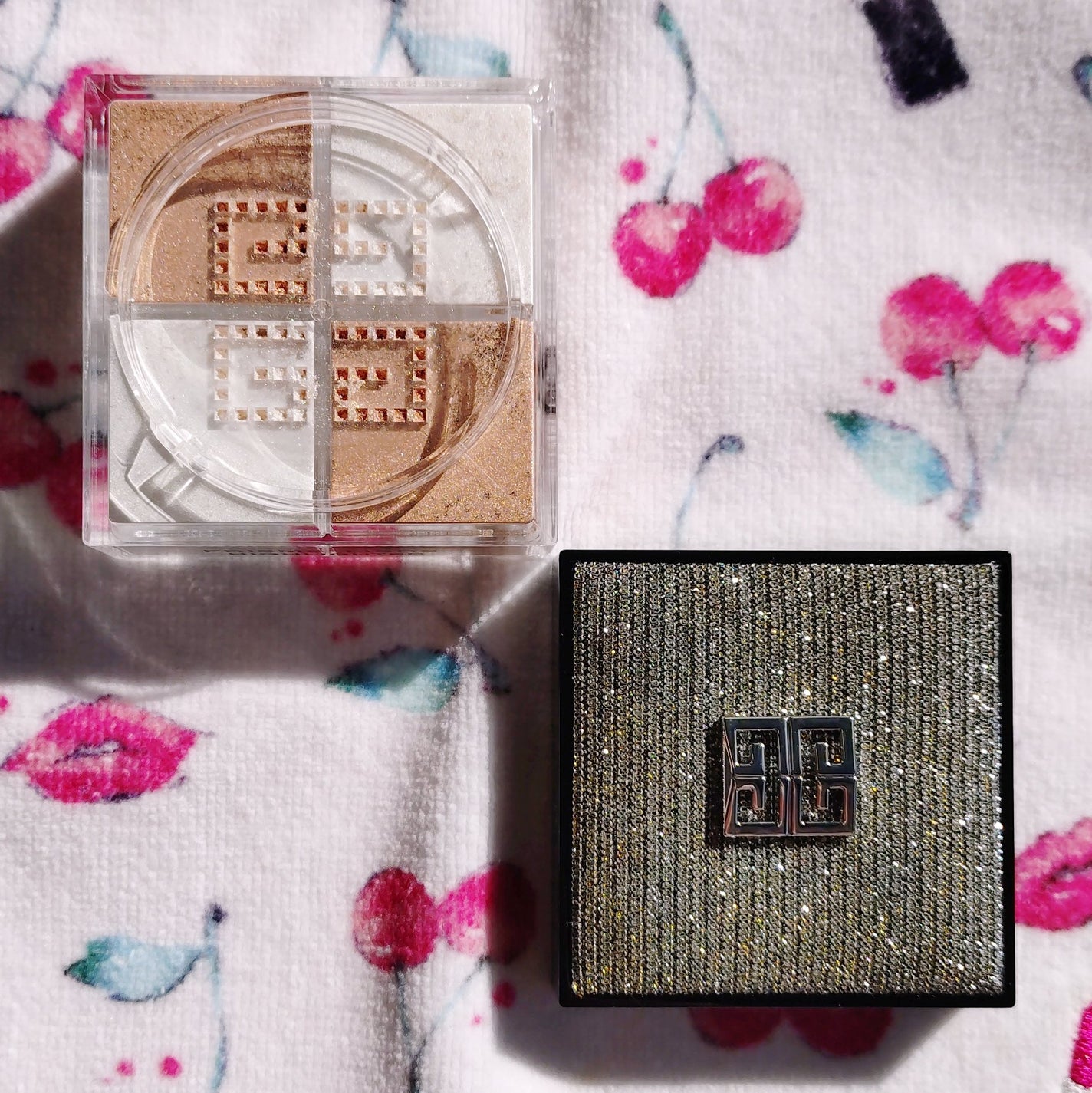 プリズム・リーブル・ハイライター (ホリデー コレクション 2025)/GIVENCHY/フェイスパウダーを使ったクチコミ(1枚目)