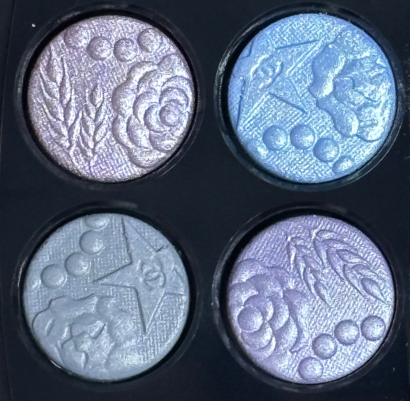 レ キャトル オンブル/CHANEL/アイシャドウパレットを使ったクチコミ(2枚目)