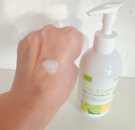 Wクレンジングジェルライム&レモン/Nursery(ナーセリー)/クレンジングジェルを使ったクチコミ(2枚目)