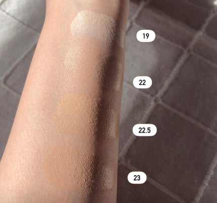 ウォーターレイヤーフィットクッション/ABOUT TONE/クッションファンデーションを使ったクチコミ(2枚目)