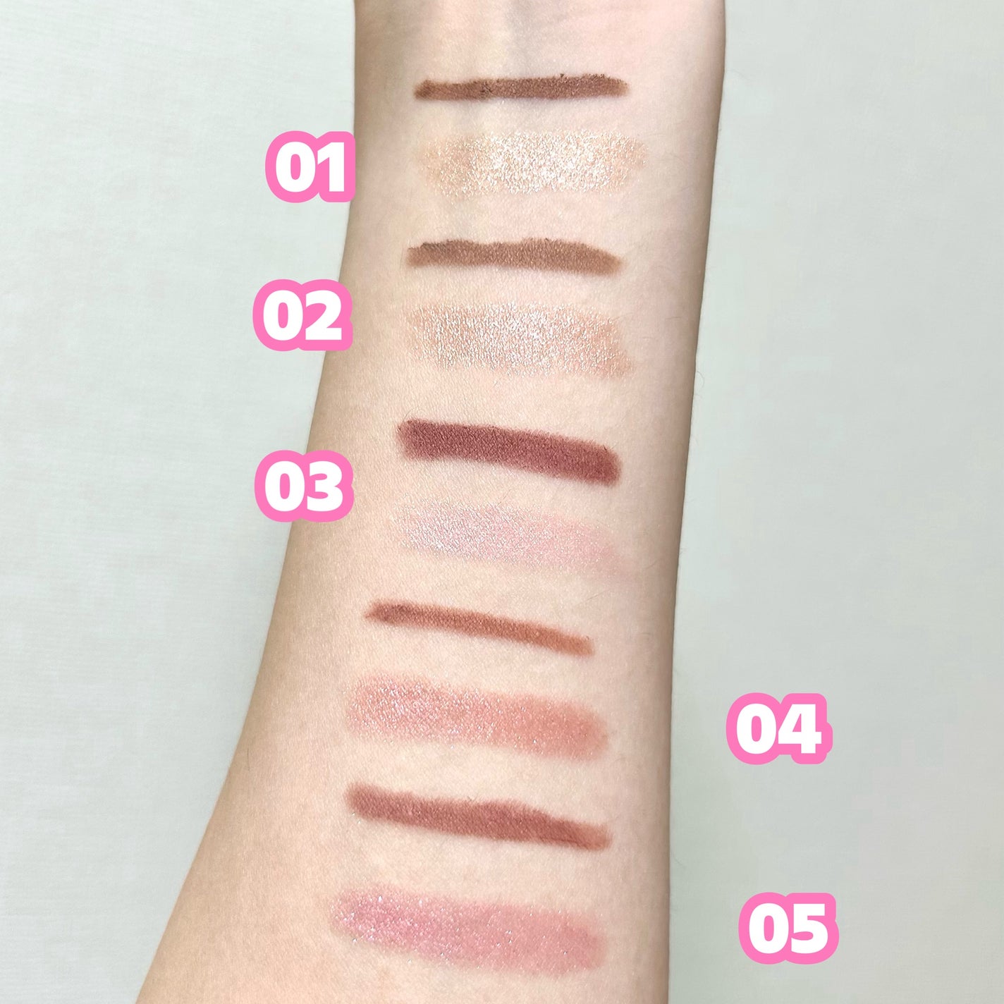 カラープレイデュアルライナー/2aN/スティックアイシャドウを使ったクチコミ(3枚目)