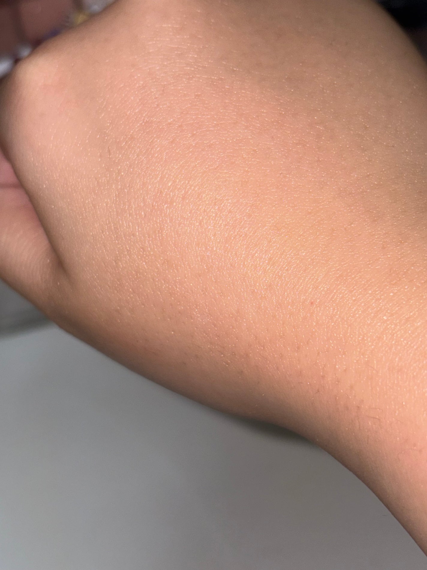 毛穴ケアゆずCサンセラム/VELY VELY/日焼け止めローションを使ったクチコミ(4枚目)