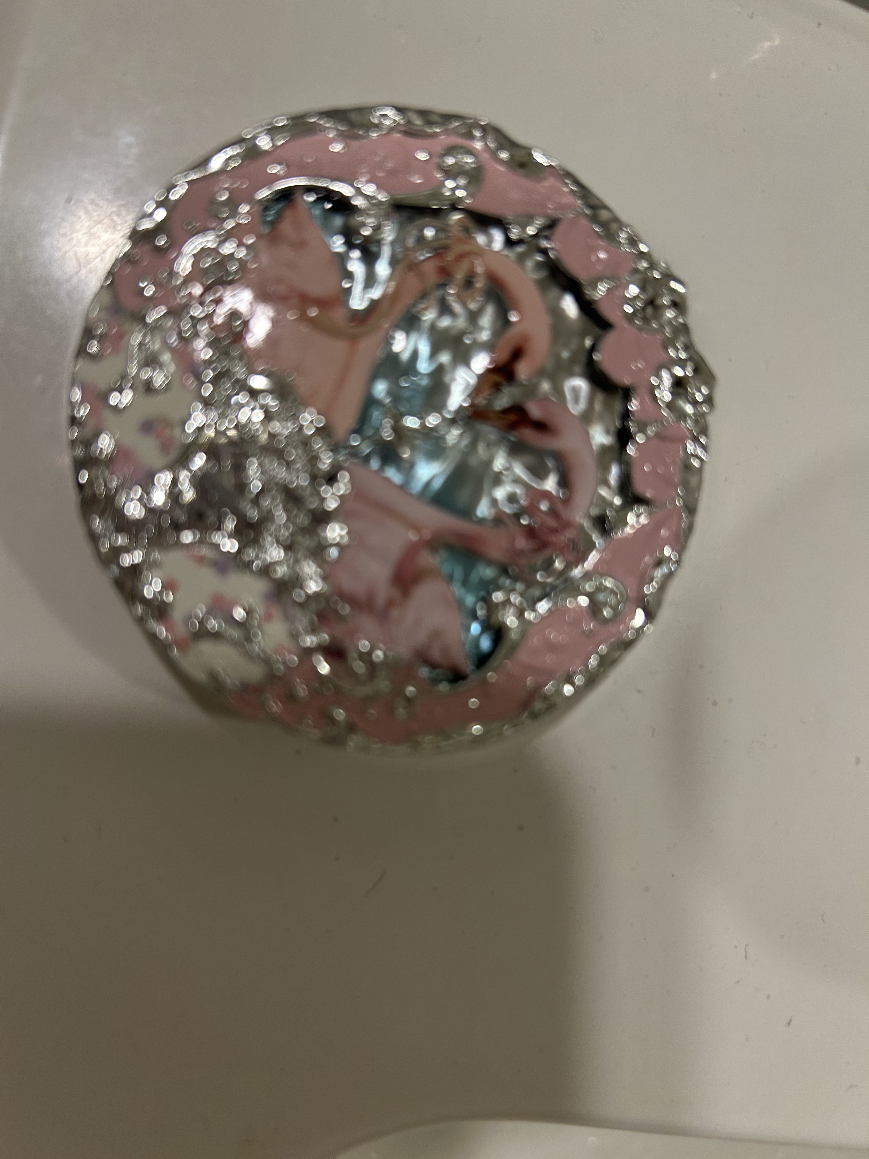 フラワーノーズ スワンバレエシリーズ ブラッシュコンパクト 02 ロマンチシズム/FlowerKnows/パウダーチークを使ったクチコミ（1枚目）