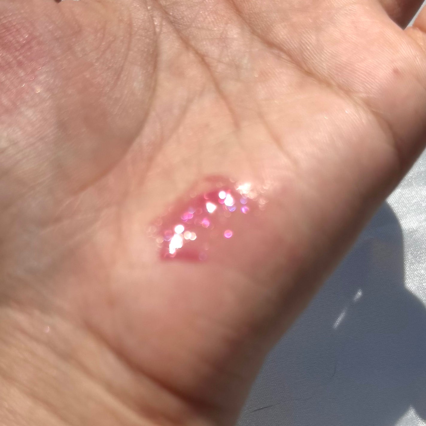 グラスティングカラーグロス/rom&nd/リップグロスを使ったクチコミ(3枚目)