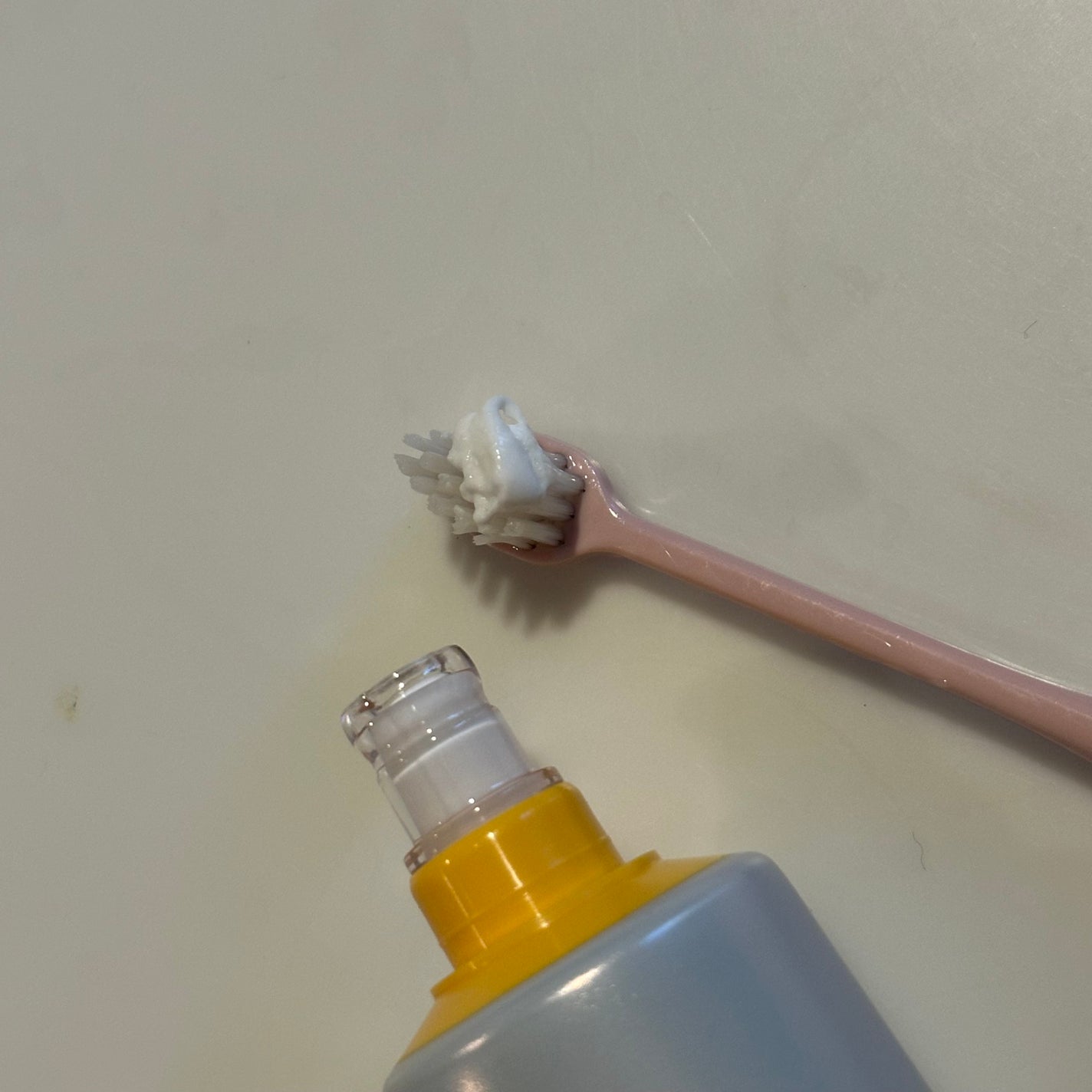 ホワイトプロミス 美白*+むし歯予防*/WHiTE PROMiSE/歯磨き粉を使ったクチコミ(4枚目)