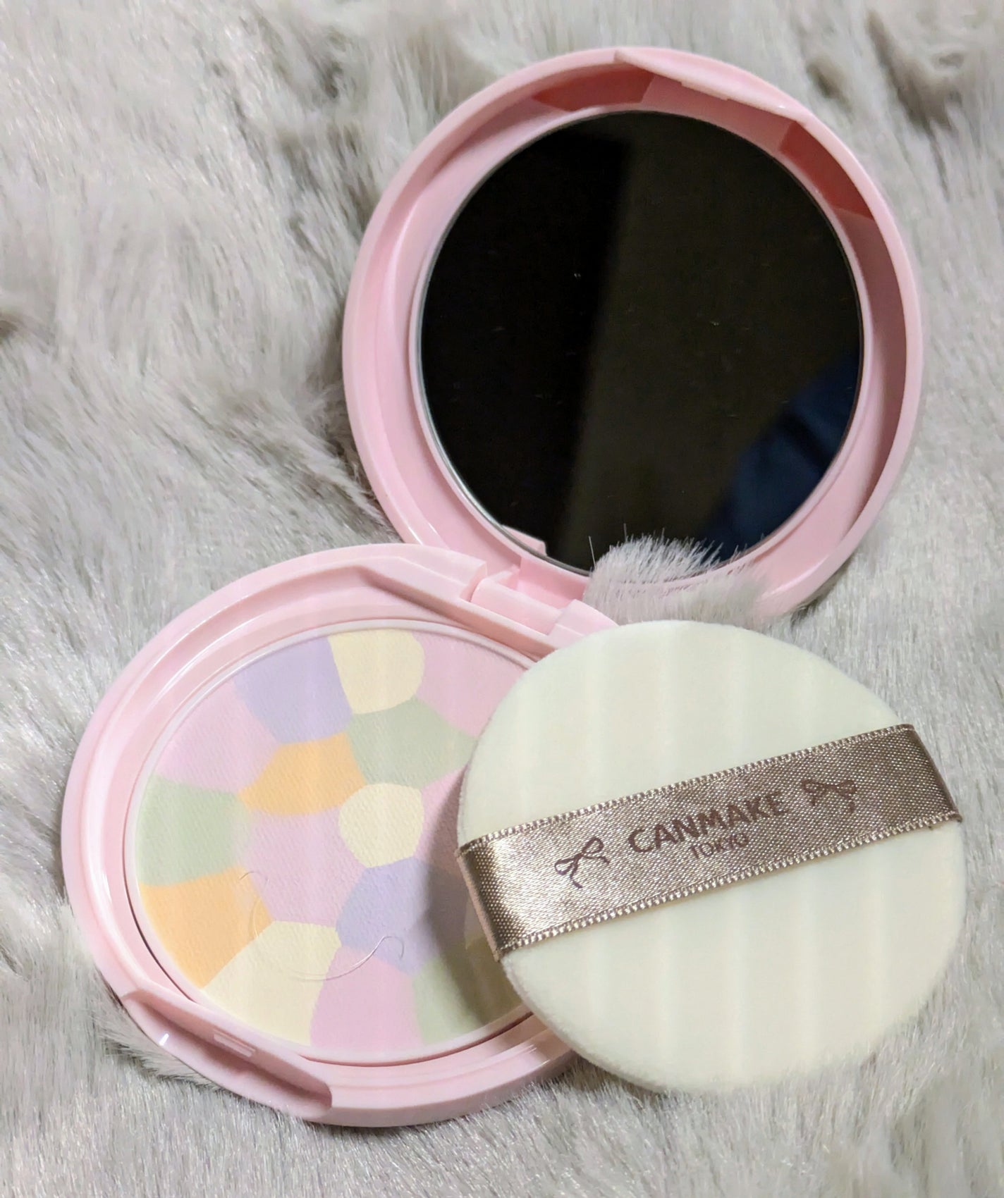 黄猫 on LIPS 「潤沢に売られてます😍CANMAKE マシュマロフィニッシュパウ..」(1枚目)