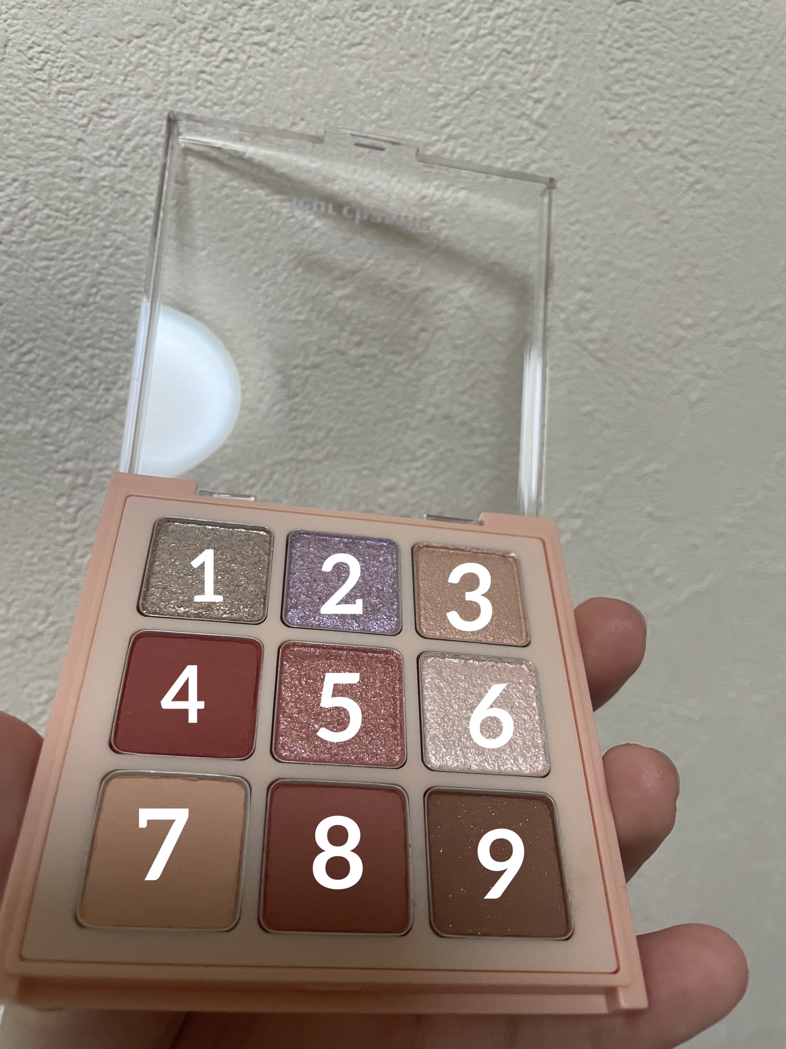 マテリアルカラーパレット/leur charme/アイシャドウパレットを使ったクチコミ（2枚目）