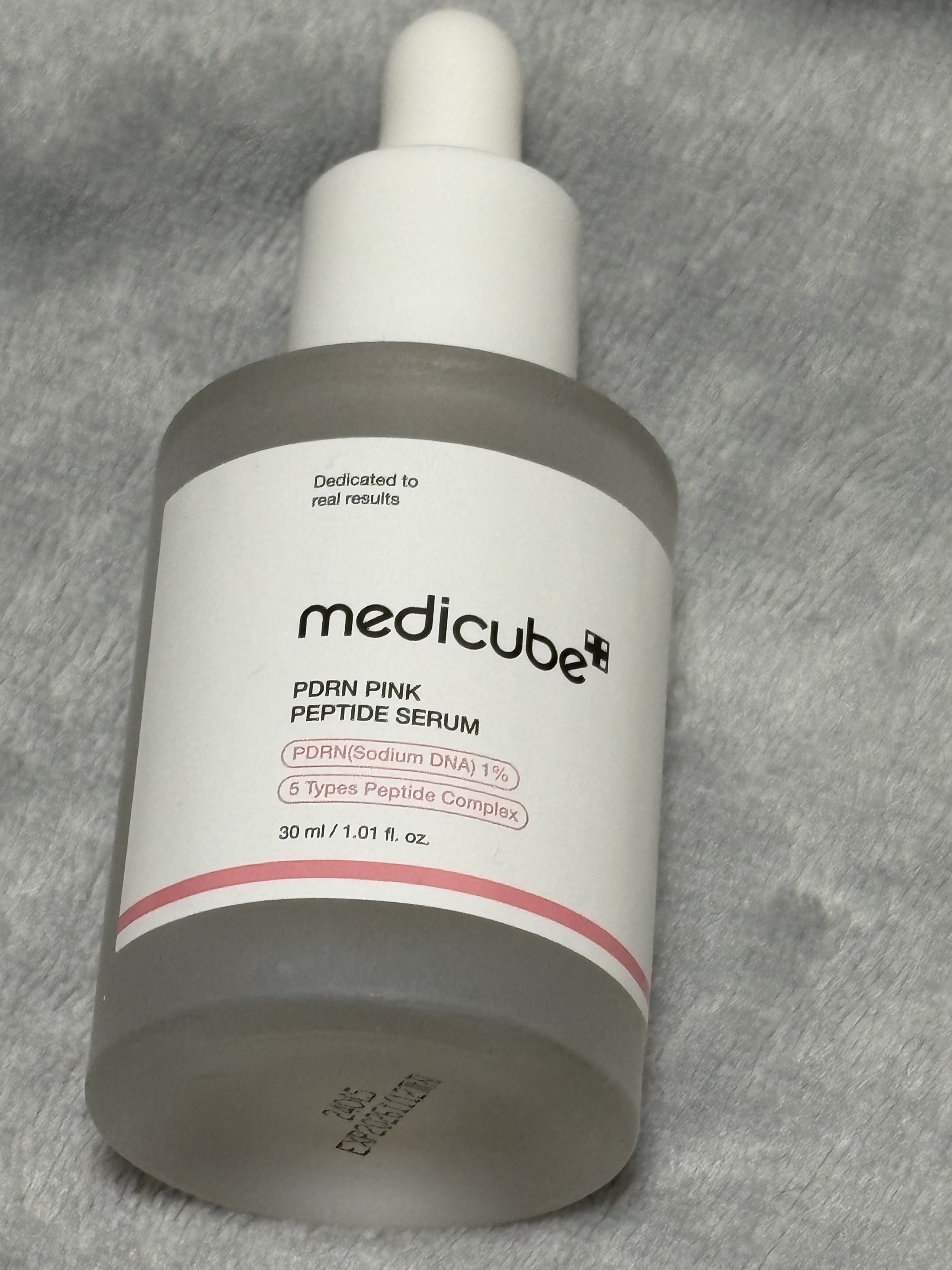 PDRNピンクアンプル PDRN 10,000ppm配合/MEDICUBE/美容液を使ったクチコミ（1枚目）