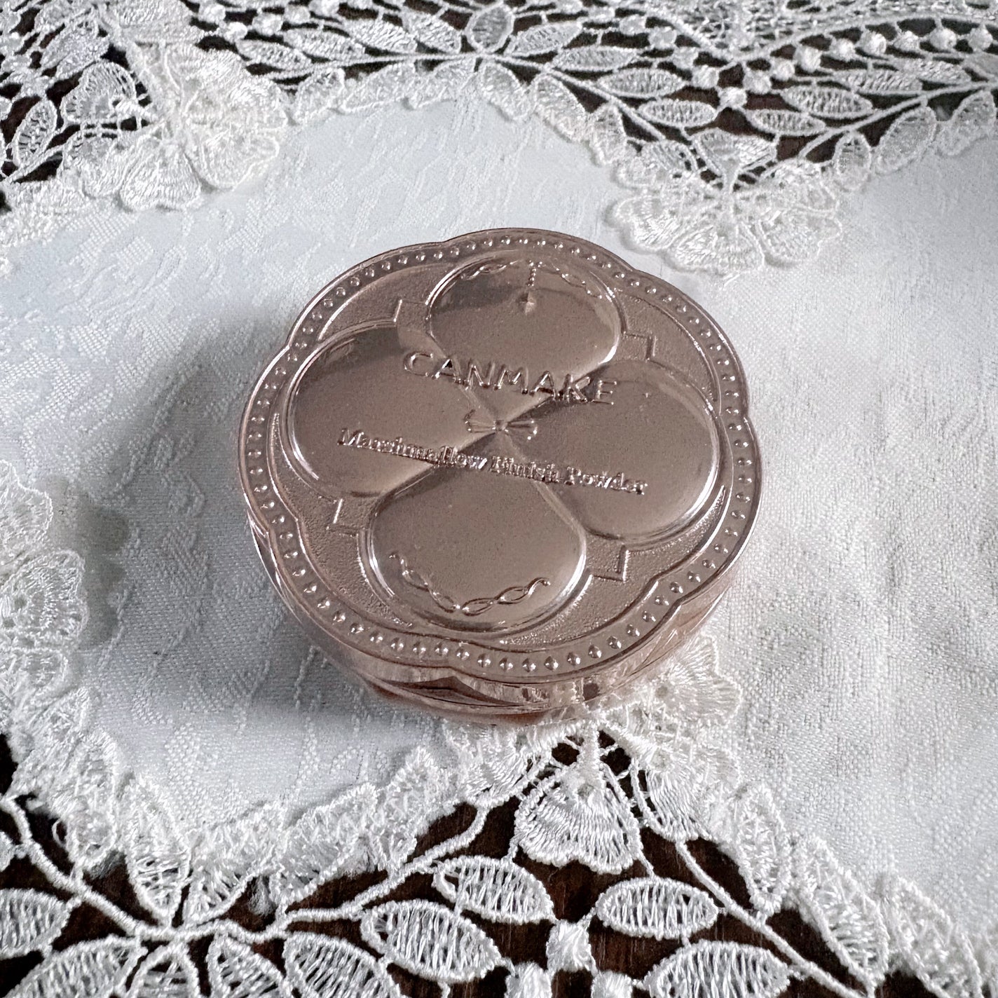 マシュマロフィニッシュパウダー mini/キャンメイク/フェイスパウダーを使ったクチコミ(3枚目)