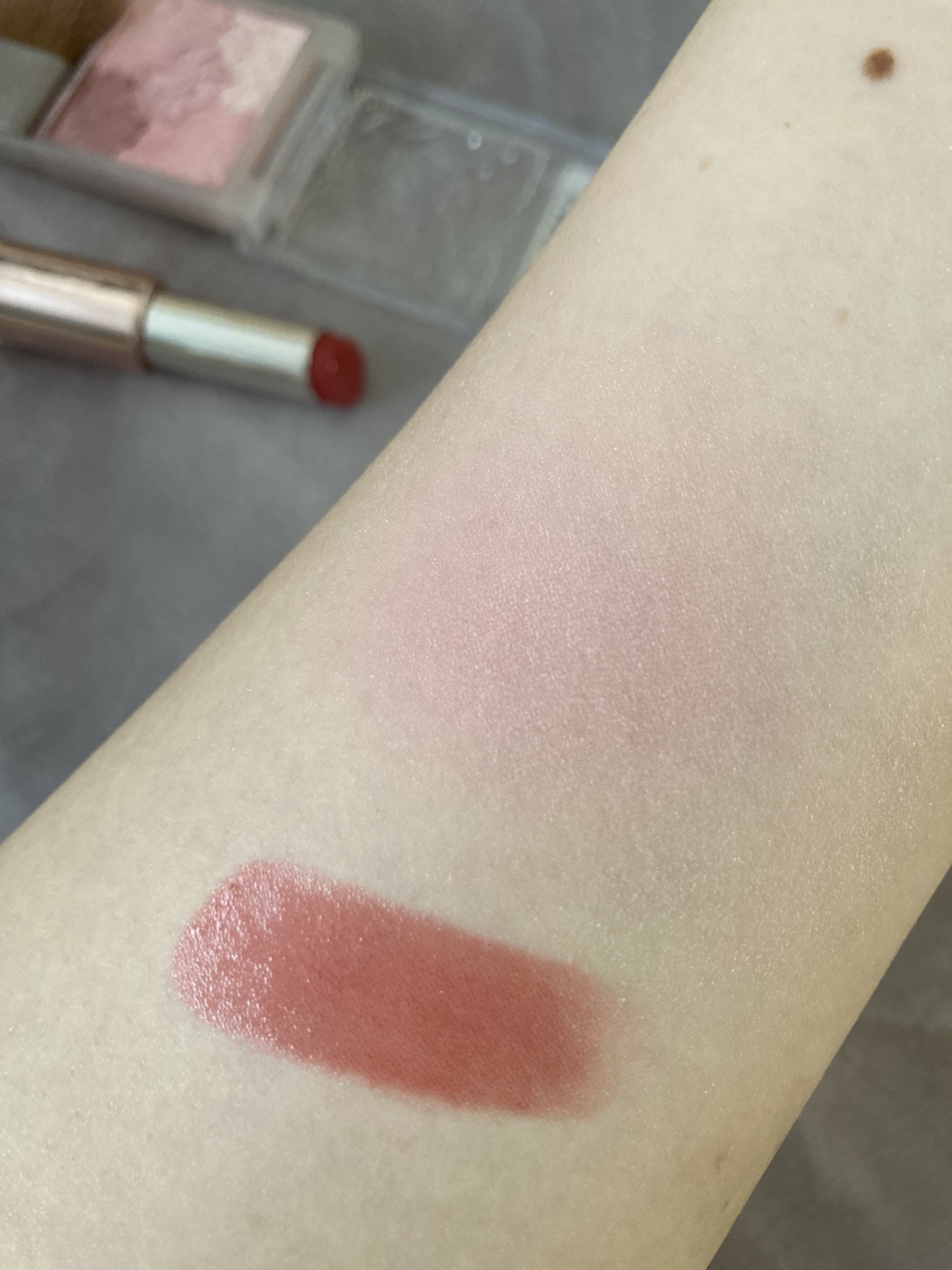 APPLE YOU ニュアンスグロウパウダー #M302 アイボリーミルク/Joocyee/パウダーチークを使ったクチコミ（3枚目）