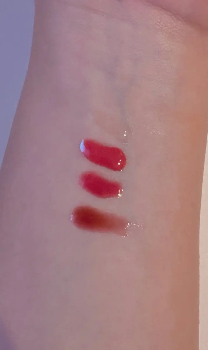 プランピングリップグロウムードボリューマイザー/ダルバ/リップグロスを使ったクチコミ（3枚目）