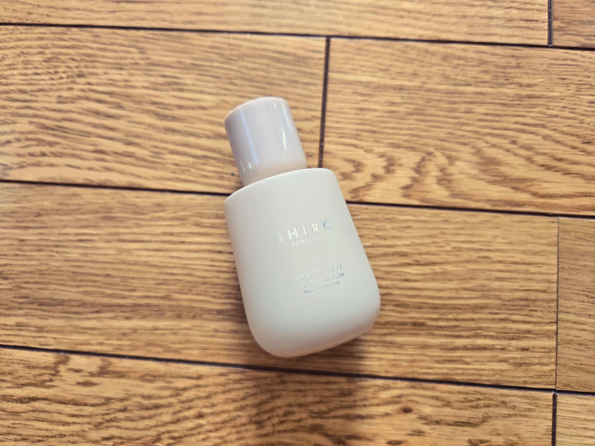 試してみた】SHIRO LOTS OF LOVE オードパルファンのリアルな口コミ