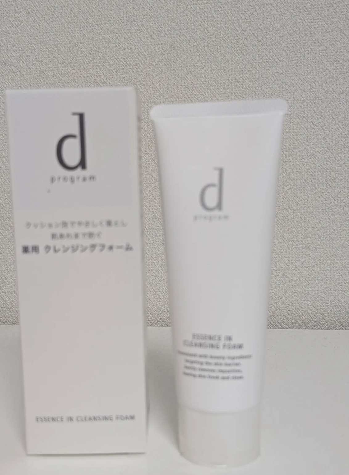 エッセンスイン クレンジングフォーム/d プログラム/洗顔フォームを使ったクチコミ（2枚目）