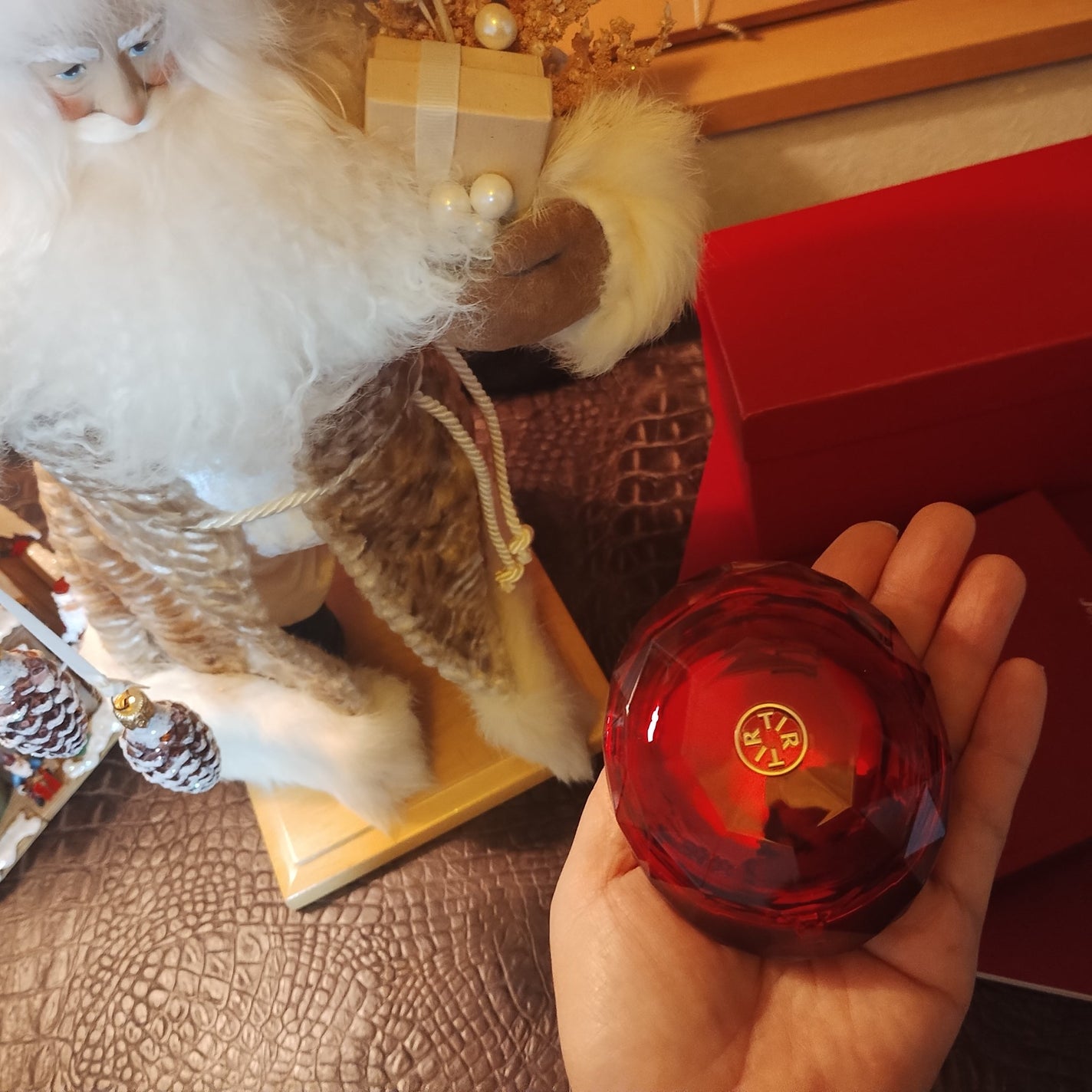 mcgroupakiko on LIPS 「【TIRTIR(ティルティル)】から待望の新作クッションファン..」(2枚目)