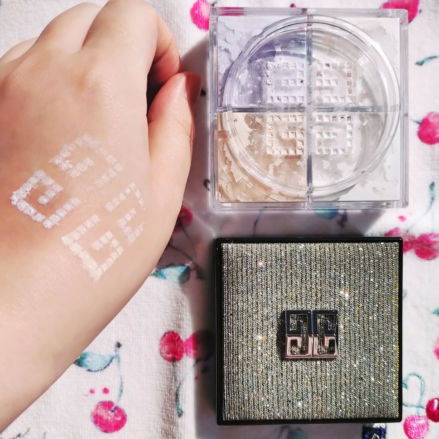 プリズム・リーブル/GIVENCHY/ルースパウダーを使ったクチコミ(2枚目)