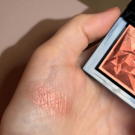 クラッシュド ジェム コハク アンバー/shu uemura/単色アイシャドウの画像