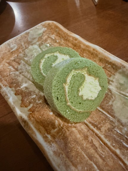 しのち☀️ on LIPS 「ナルトとにごやんのほっこり2人旅ああ寒い❄️急に寒くなったのは..」(10枚目)