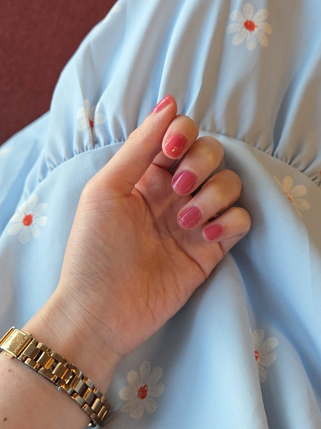 🖤フィンガースーツ ネイルポリッシュ🖤

韓国女優ネイル🍇で話題になった色
これがポリッシュッてすごくない？？
かわいすぎ！！

#FINGER SUIT
#FINGER SUIT ネイルポリッシュ
#グレープジェリー
