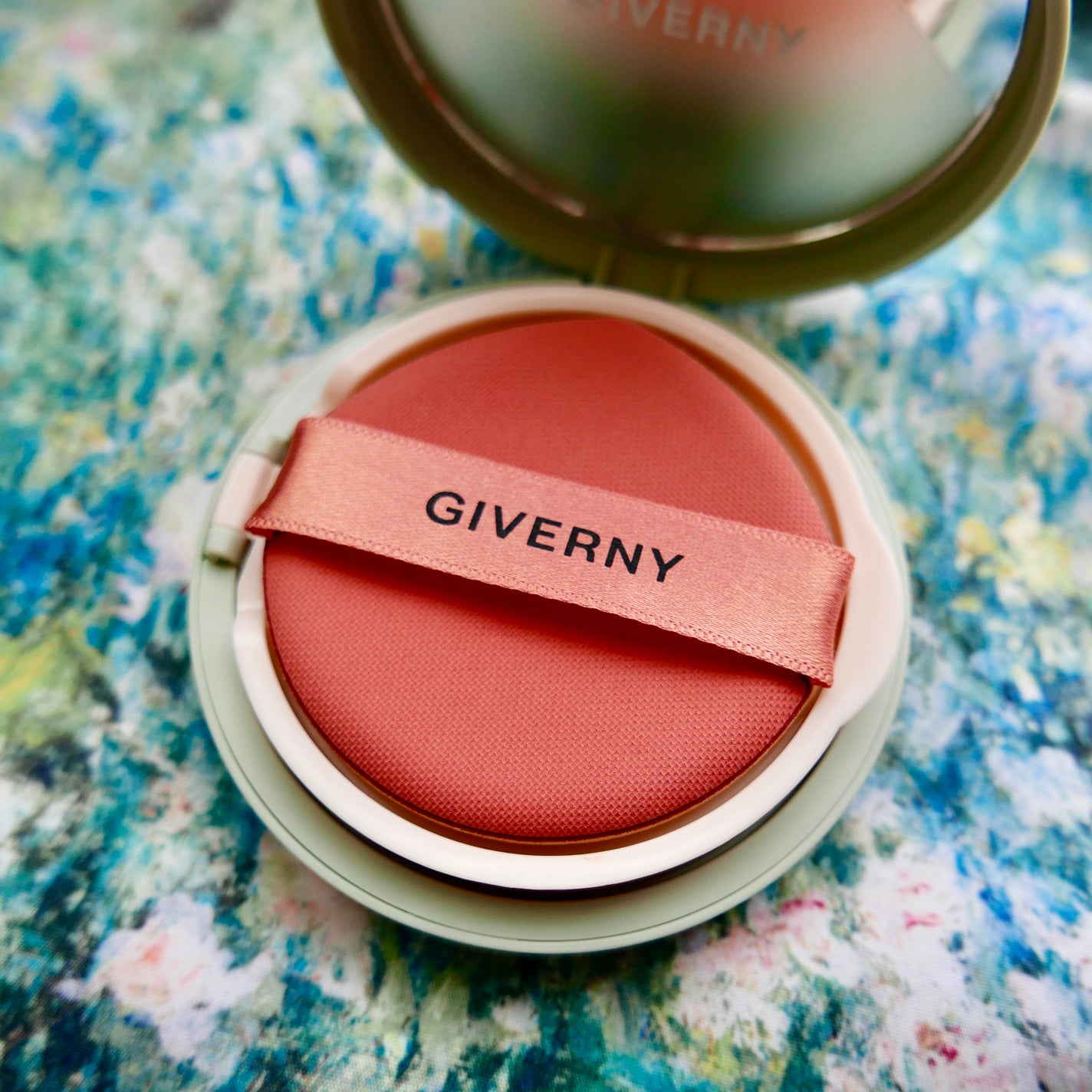ジヴェルニー 密着カバークッション/GIVERNY/クッションファンデーションを使ったクチコミ(2枚目)