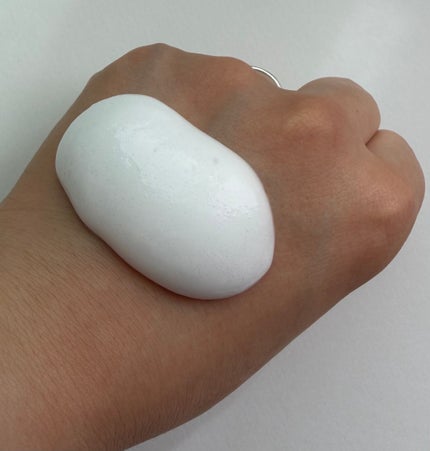 キュレル キュレル 潤浸保湿 泡ジェル洗顔料 【医薬部外品】のクチコミ「キュレル 潤浸保湿 泡ジェル洗顔料 医薬部外品
〖化粧水成分100%*〗の洗顔料🫧
炭酸*.....」(2枚目)