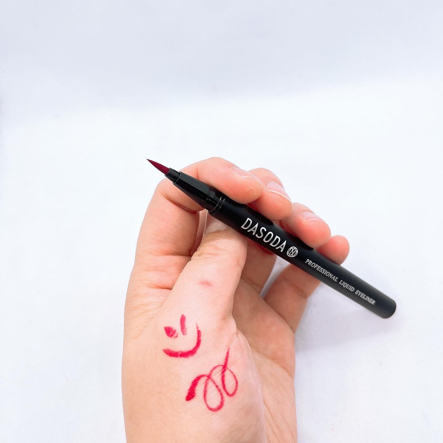 ダソダ プロフェッショナル リキッドアイライナー/DASODA/リキッドアイライナーを使ったクチコミ(5枚目)