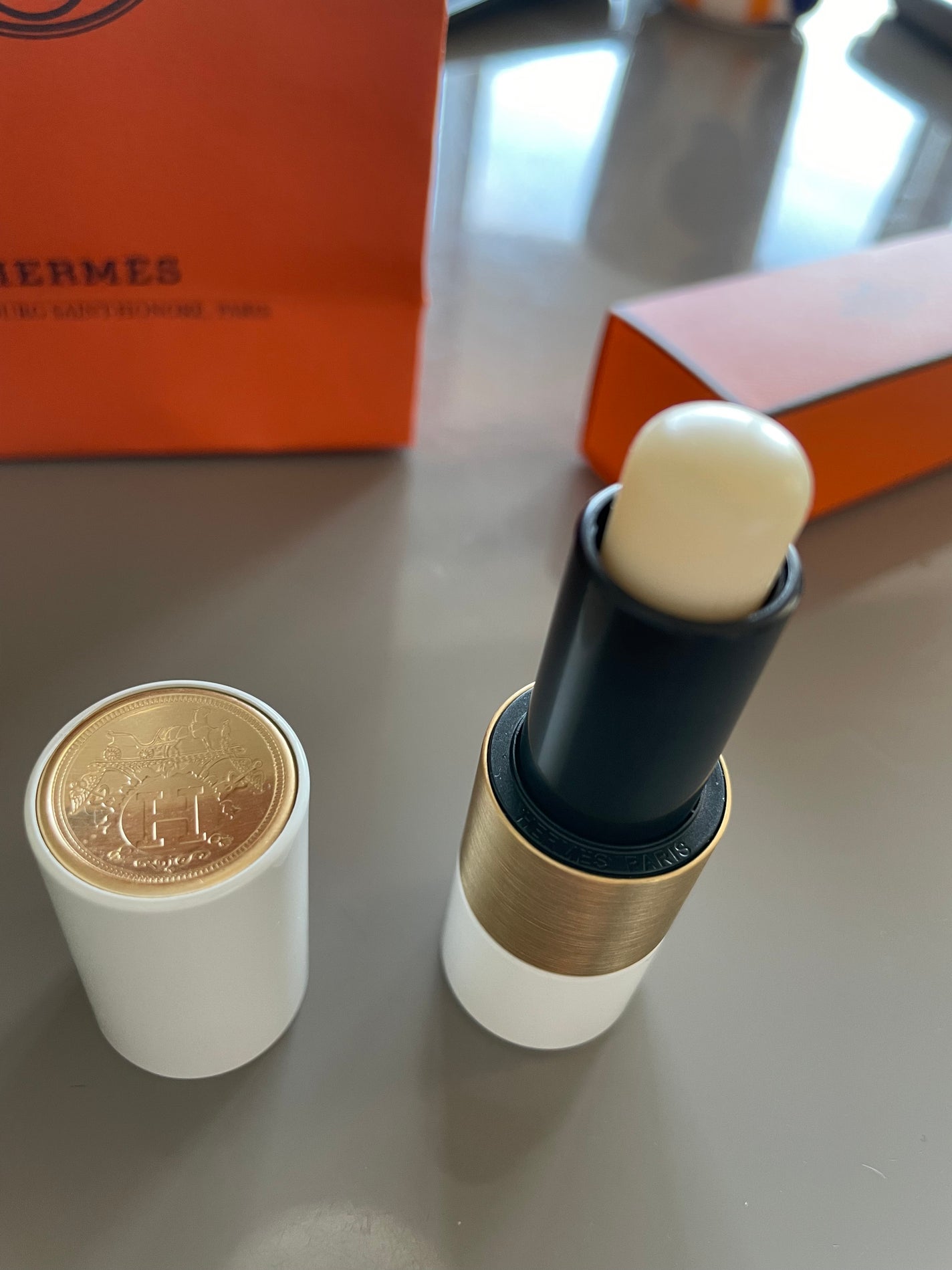 ルージュ エルメス ボーム ドゥ ソワン プール レ レーヴル/エルメス/リップバームを使ったクチコミ(3枚目)