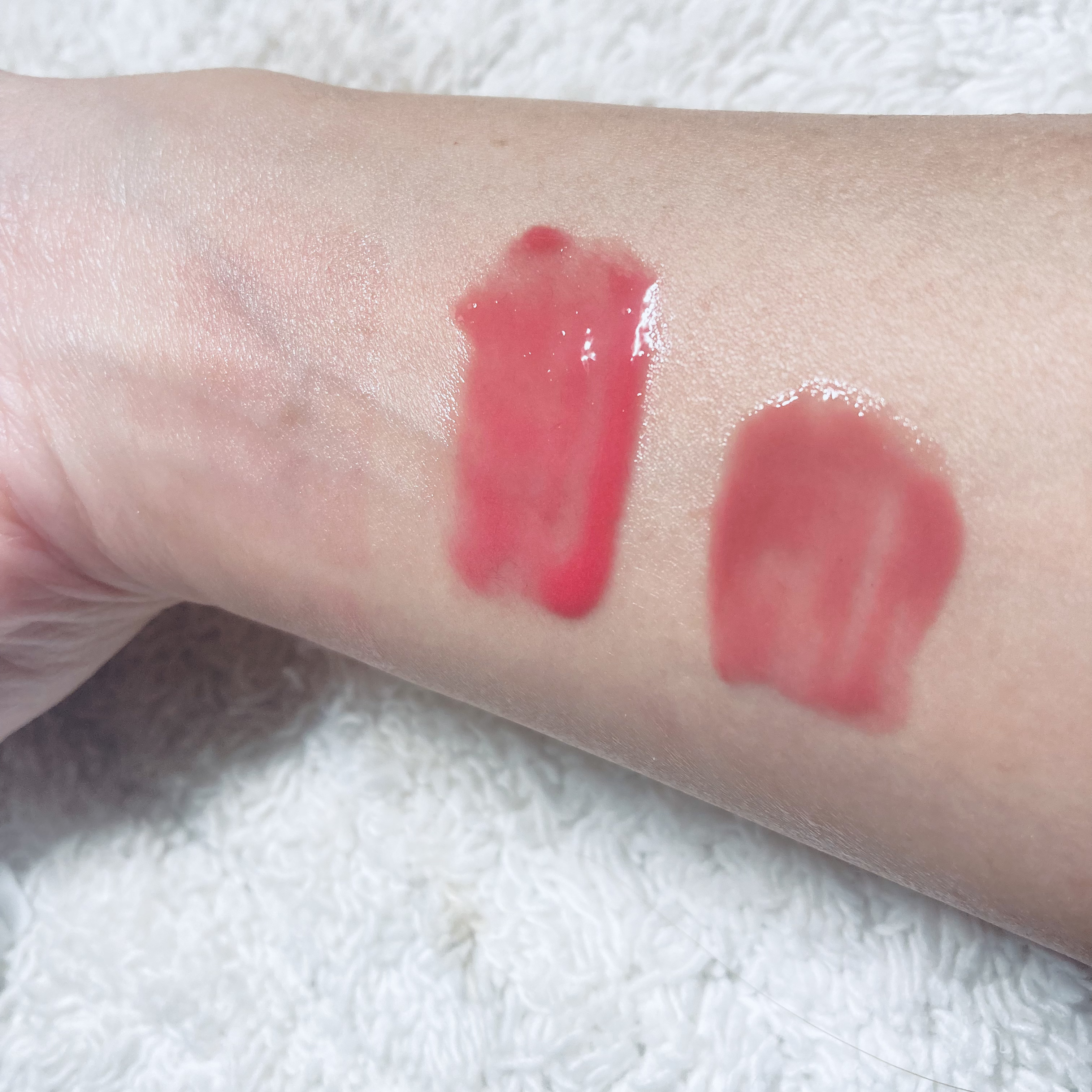 フィー 3Dボリューミングティント 05 ストロベリーポップ/fwee/リップティントを使ったクチコミ（2枚目）