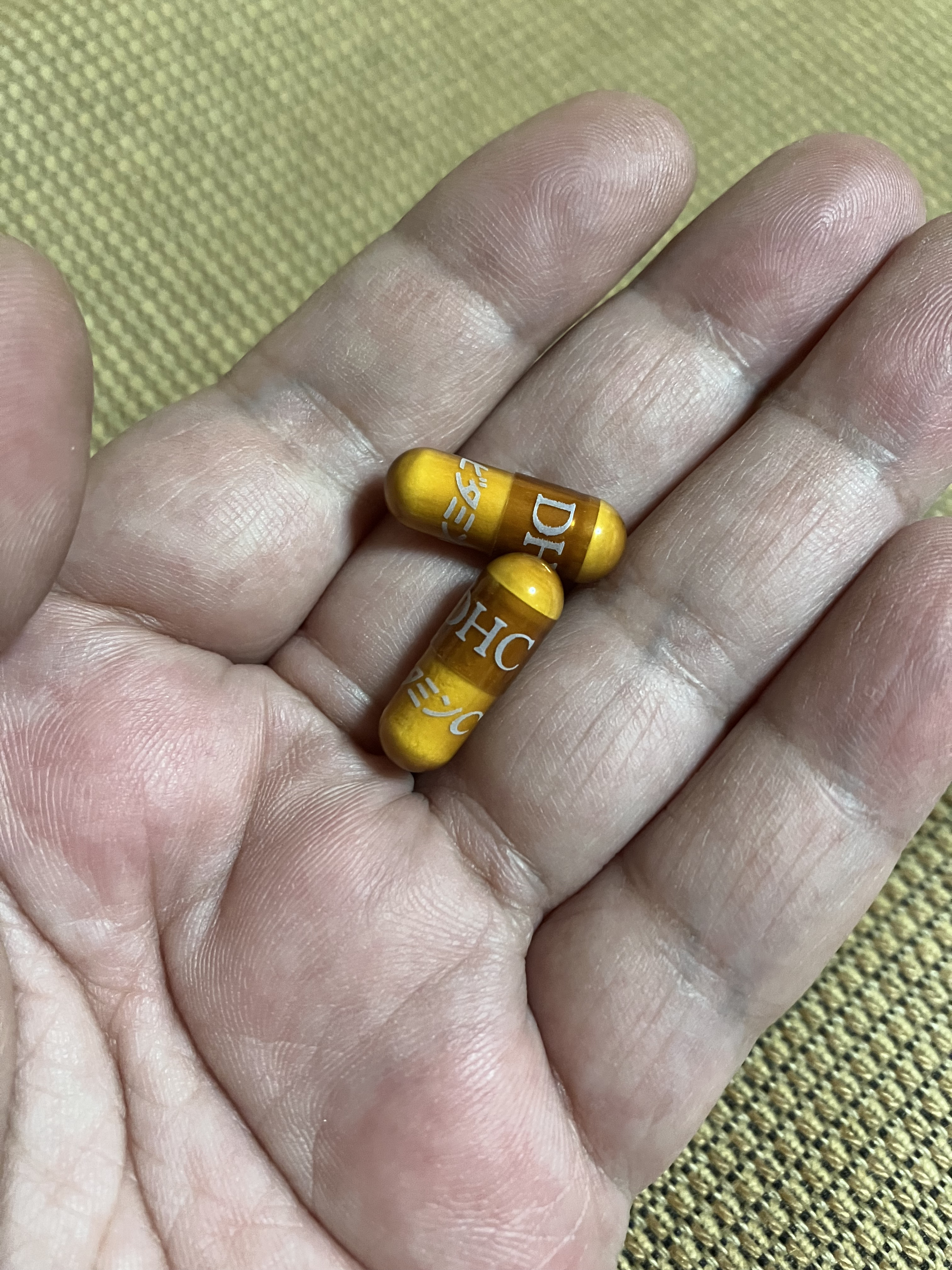 DHC ビタミンＣハードカプセル/DHC/美容サプリメントを使ったクチコミ（3枚目）