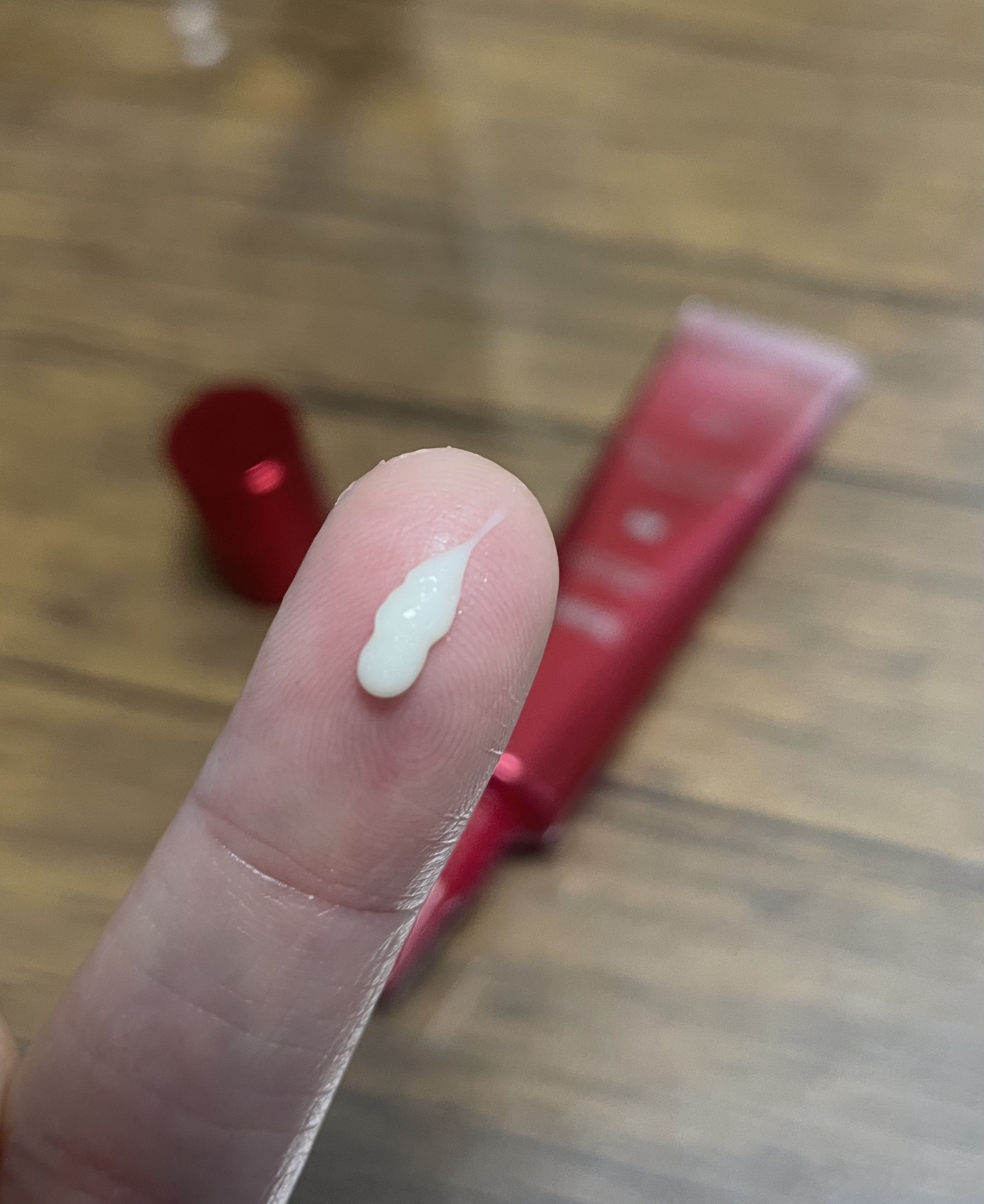 ピュア ナチュラル プレミアム リンクルセラム アイクリーム【医薬部外品】/pdc/アイケア・アイクリームを使ったクチコミ（2枚目）