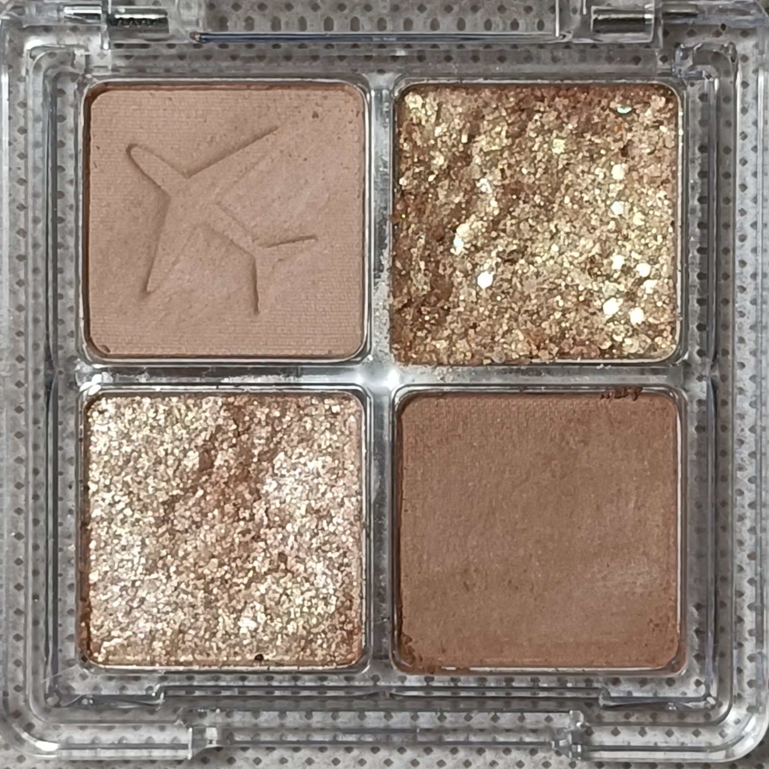 カラーバースト ラッカー バーム 05 アンジェニュー/REVLON/口紅を使ったクチコミ（3枚目）