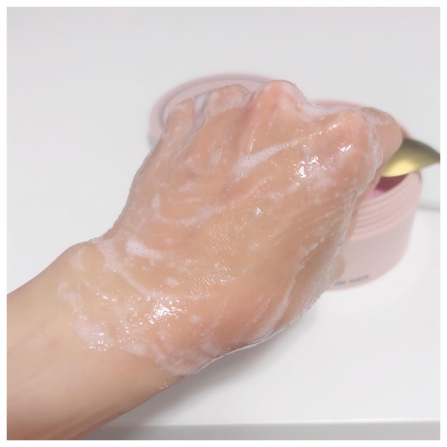 Q+Me スウィート ボム タラソ スクラブ/AGARISM/バスト・ヒップケアを使ったクチコミ(5枚目)